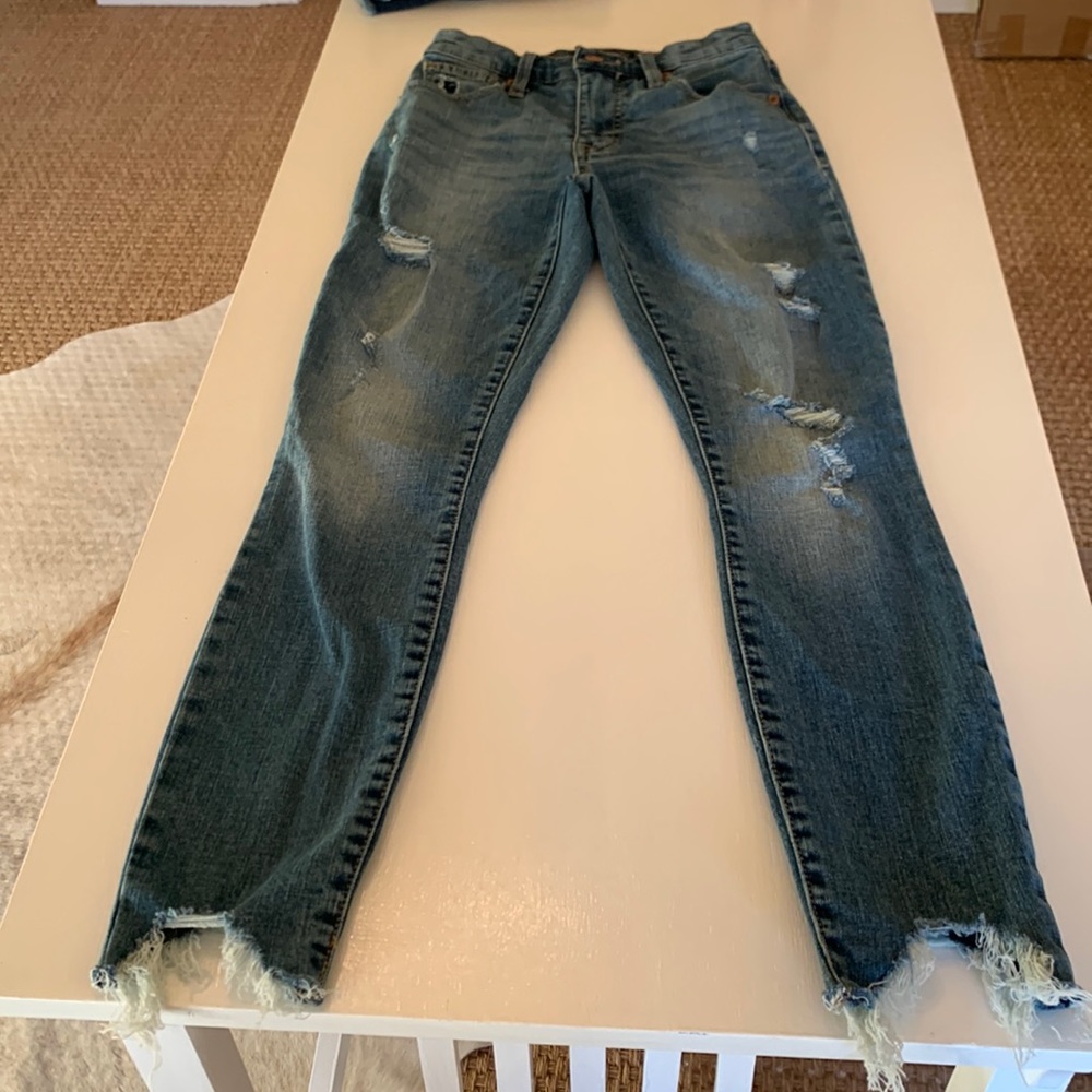 Womens distressed lucky brand jeans